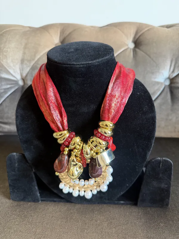 Red_Beads_Necklace_Set_For_Women