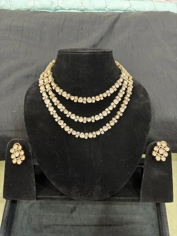 Gold_Brass_Necklace_Set_For_Women