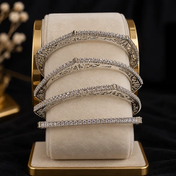 Silver_Stainless_Steel_Bracelet_For_Women