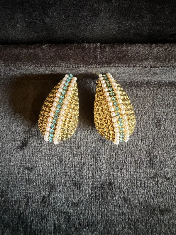Gold_&_White_Stainless_Steel_Earrings_For_Women