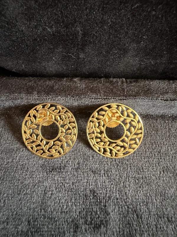 Gold_Brass_Earrings_For_Women
