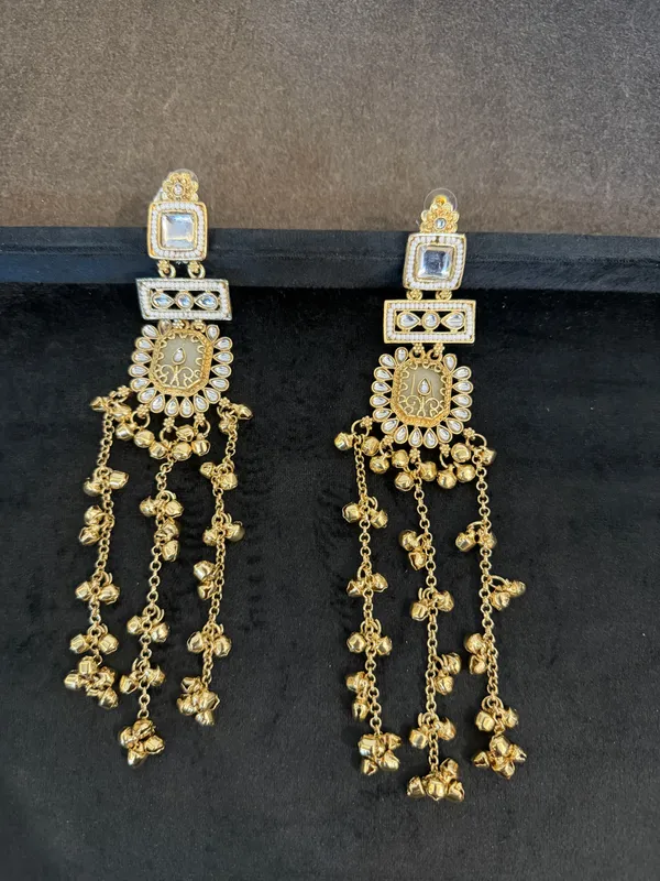 Gold_Brass_Earrings_For_Women