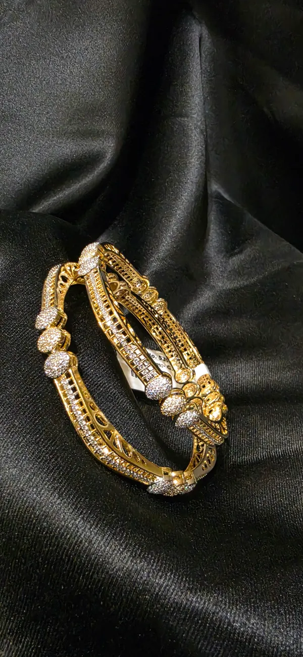 Gold_&_Silver_Stainless_Steel_Bracelet_For_Women