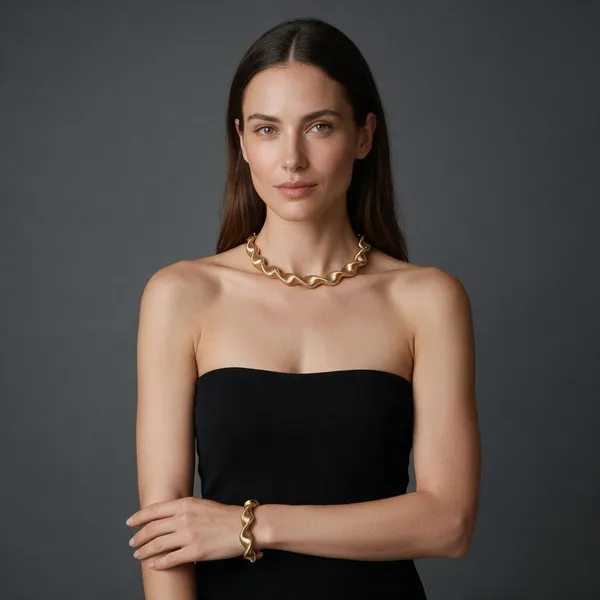 Gold_Brass_Necklace_Set_For_Women