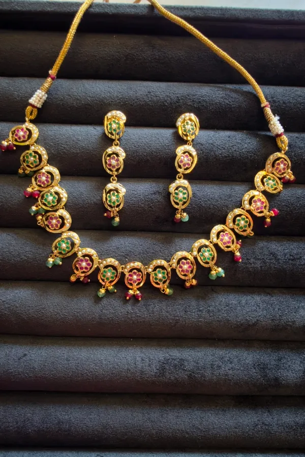 Gold_Brass_Necklace_For_Women