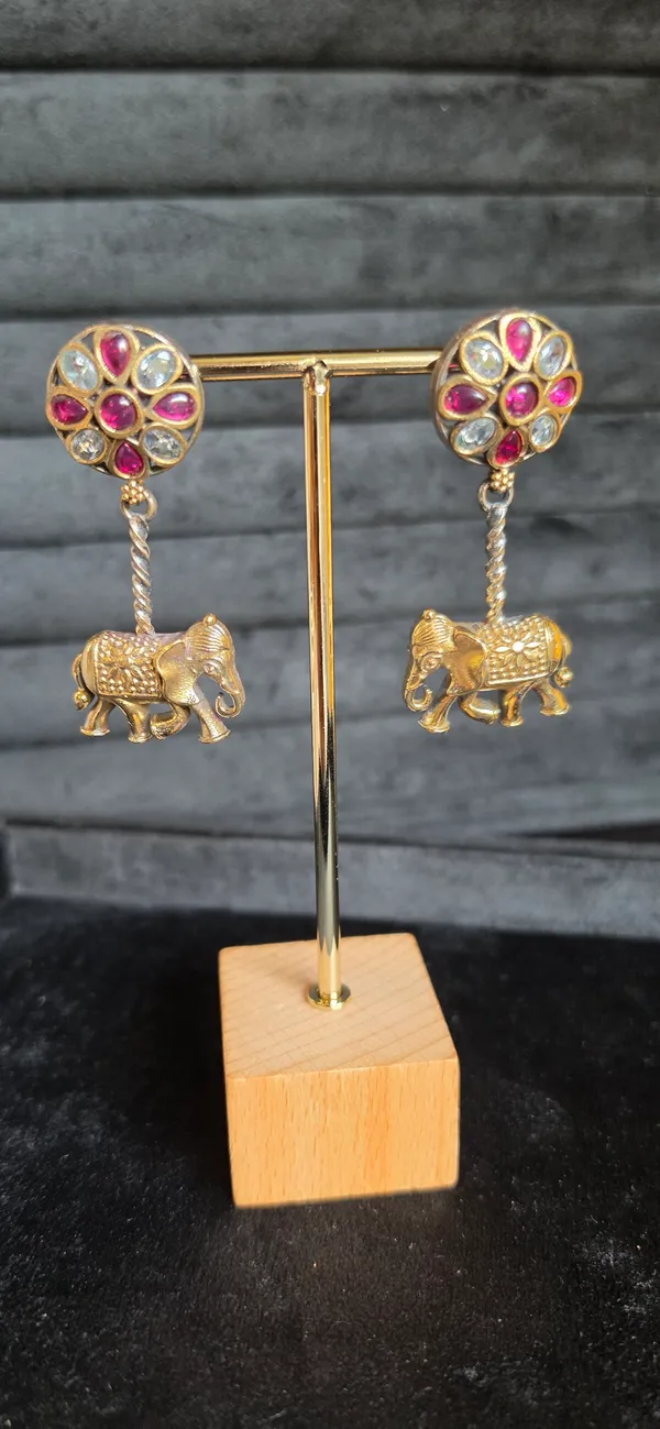 Gold_&_Red_Brass_Earrings_For_Women