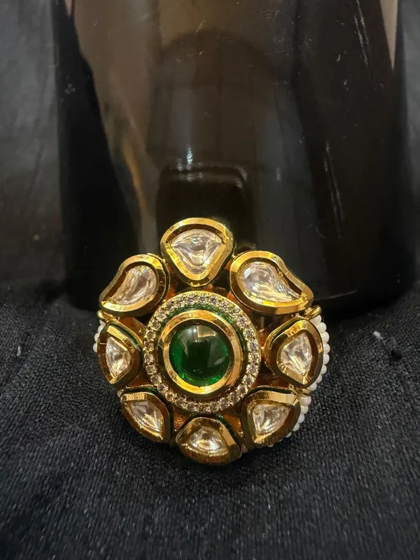 Green_&_Gold_Brass_Rings_For_Women