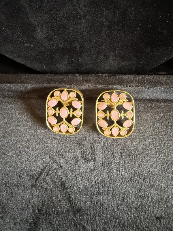 Gold_&_Pink_Brass_Earrings_For_Women