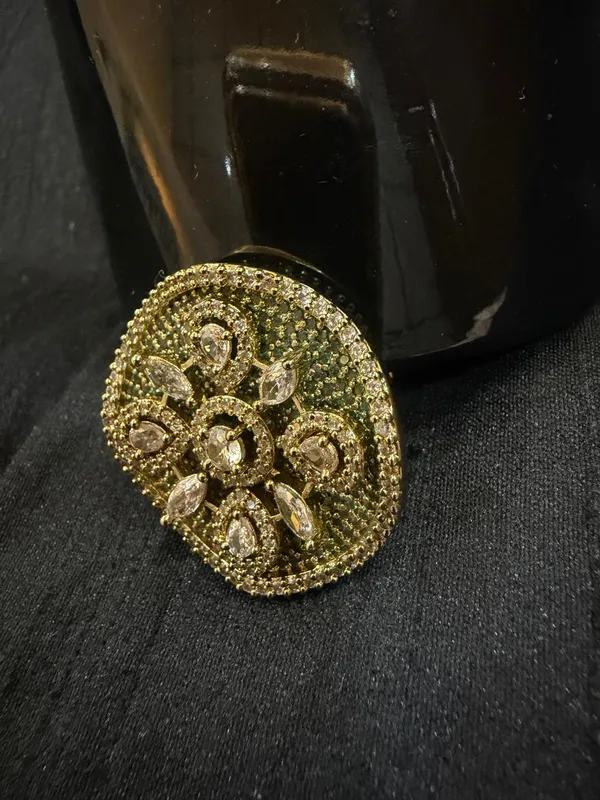 Green_&_Gold_Brass_Rings_For_Women