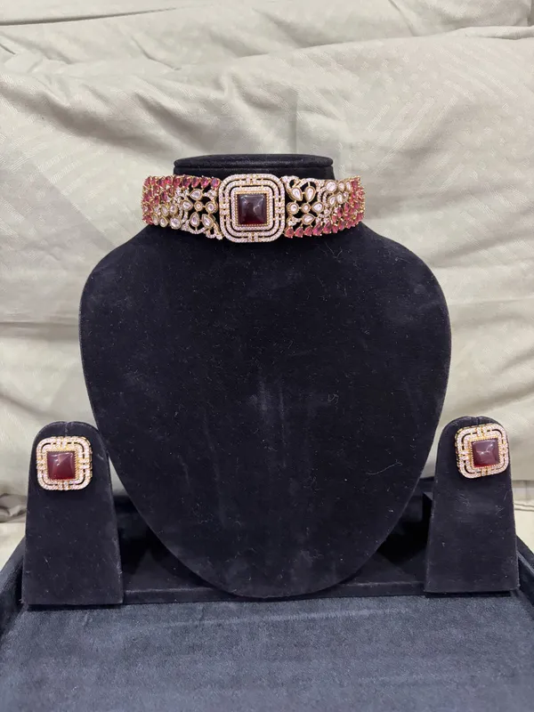 Gold_&_Pink_Stainless_Steel_Necklace_For_Women