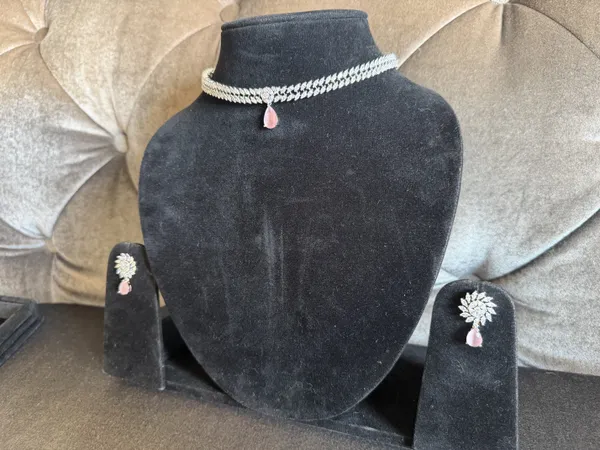 Pink_&_Silver_Stainless_Steel_Necklace_Set_For_Women
