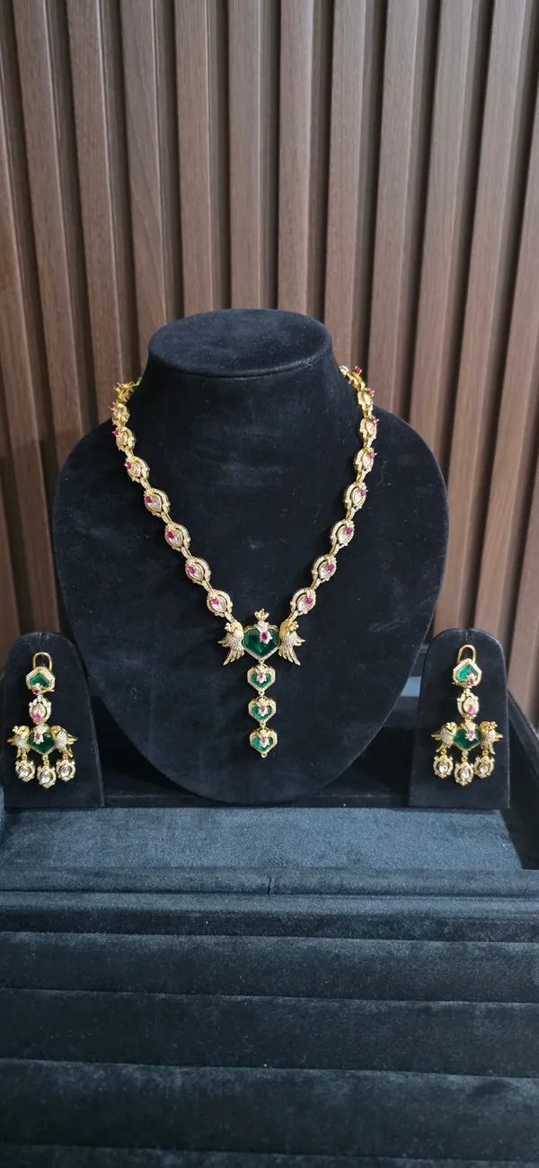 Green_&_Gold_Stainless_Steel_Necklace_For_Women