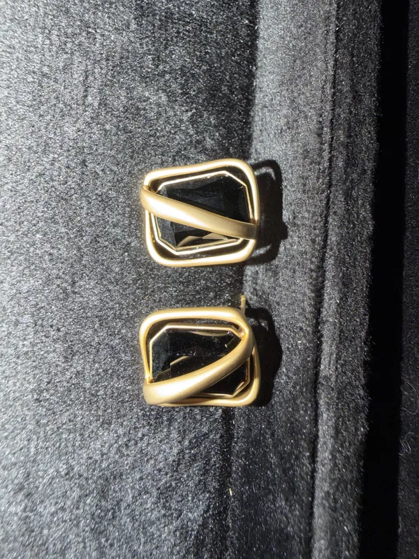 Gold_&_Black_Brass_Earrings_For_Women
