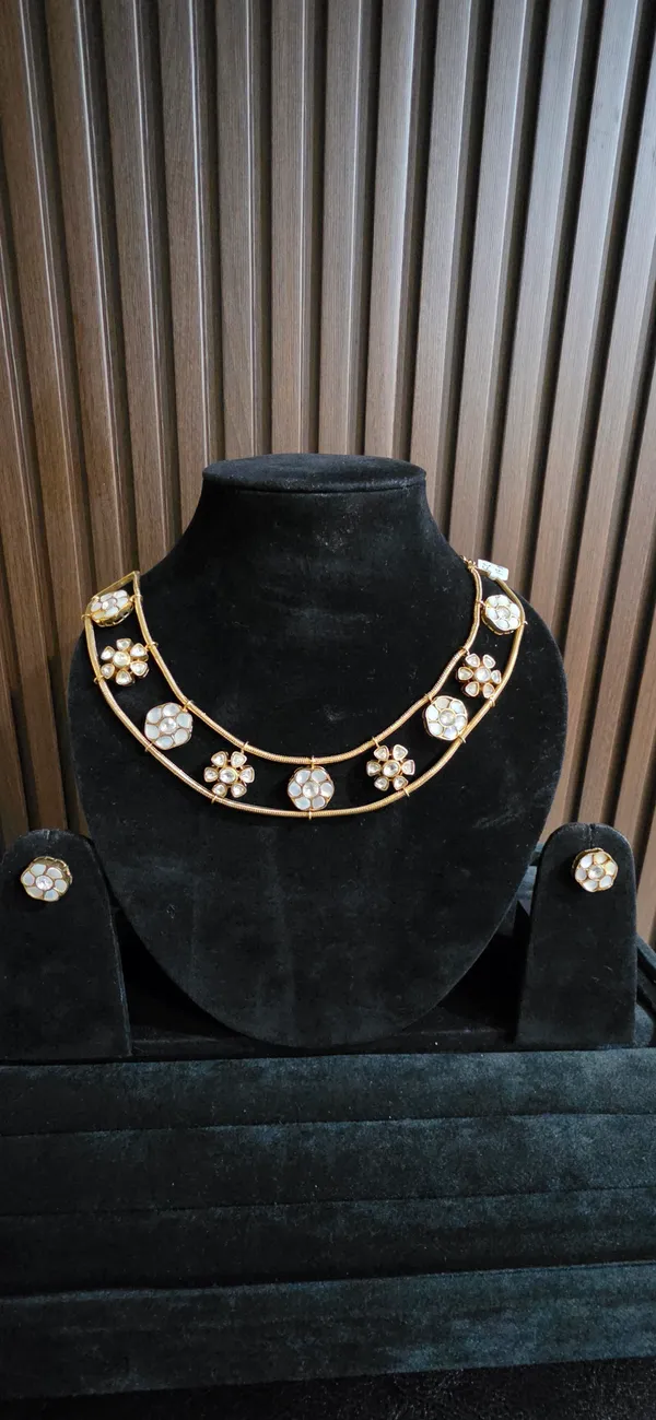 Gold_Brass_Necklace_For_Women