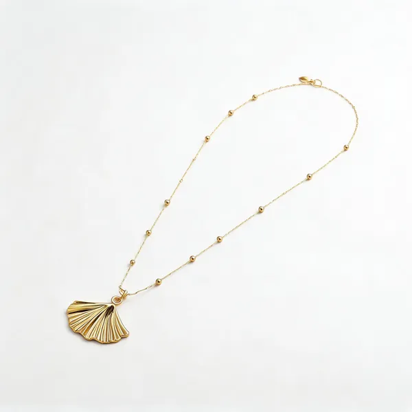 Gold_Tone_Shell_Pendant_Necklace_For_Women