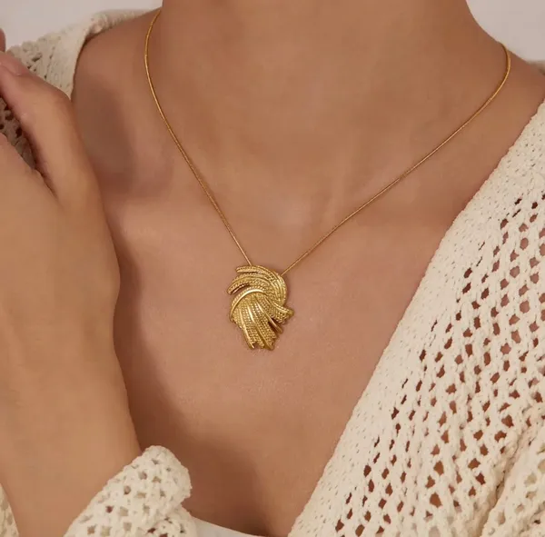 Gold_Tone_Knot_Pendant_Necklace_for_Women