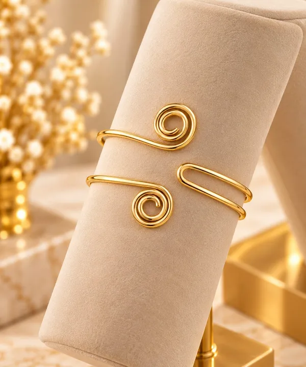 Elegant_Golden_Spiral_Arm_Cuff_Bracelet