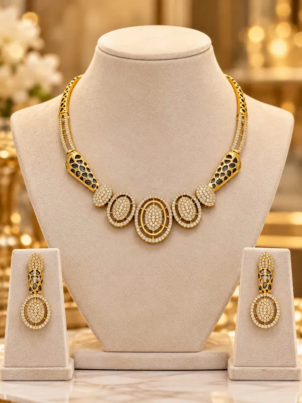 Gold-Tone_Necklace_Set_with_Matching_Earrings