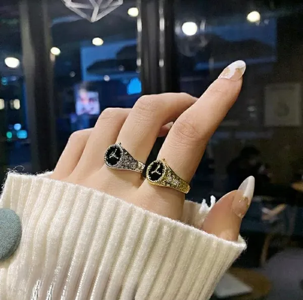 Black_Metallic_Embellished_Ring_for_Women