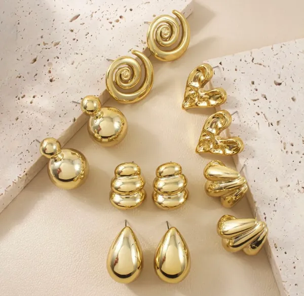 Gold_Tone_Assorted_Stud_Earrings_Set_for_Women