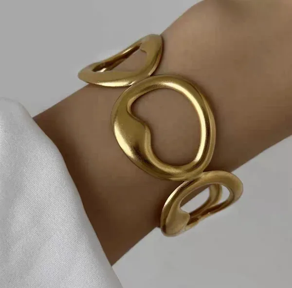Gold_Tone_Metal_Oval_Link_Bracelet_for_Women