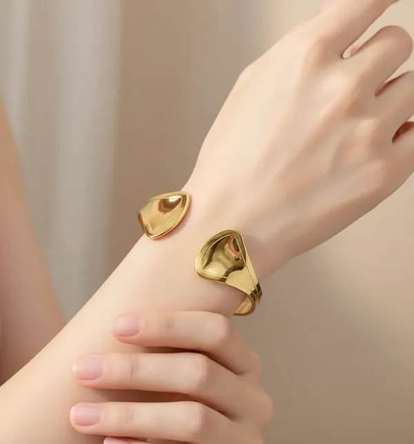 Gold_Tone_Metal_Open_Cuff_Bracelet_for_Women