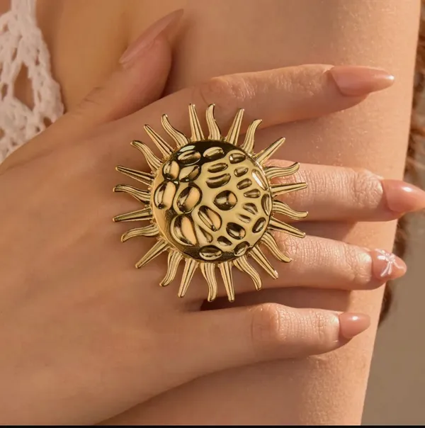 Gold_Tone_Sunburst_Statement_Ring_for_Women