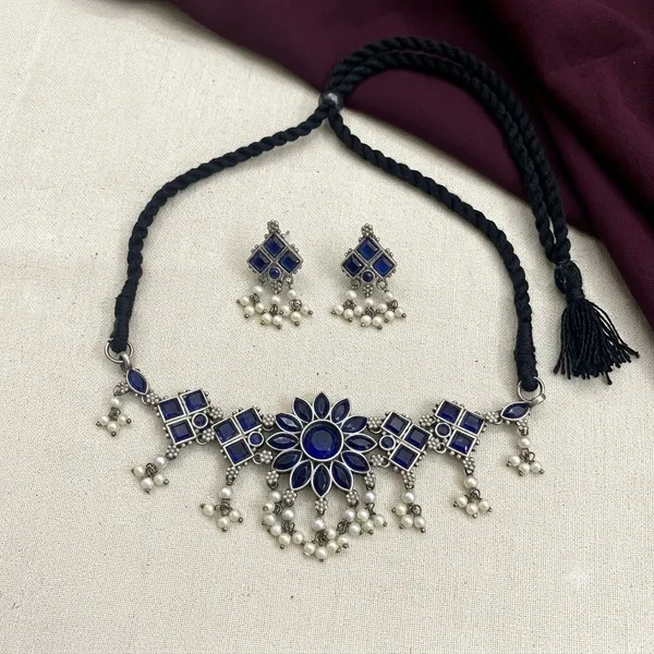 Blue_Stone_and_Pearl_Necklace_Set_with_Matching_Earrings