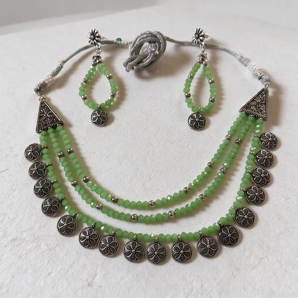 Green_Beaded_Oxidized_Silver_Floral_Layered_Necklace_Set_For_Women