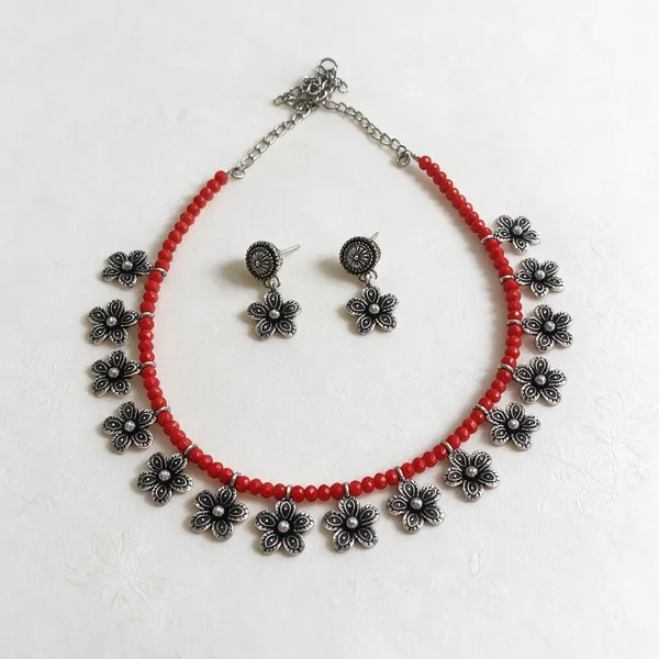 Red_Alloy_Oxidised_Beaded_Floral_Necklace_Set_For_Women