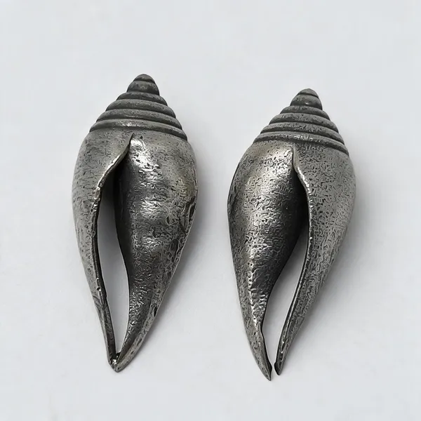 Black_Alloy_Antique_Shell_Shaped_Drop_Earrings_For_Women