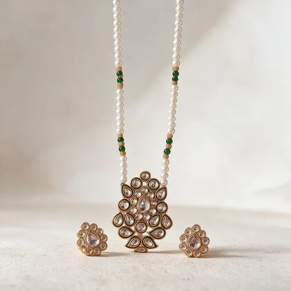 Gold_Tone_Pearl_Alloy_Kundan_Necklace_And_Earrings_Set_For_Women