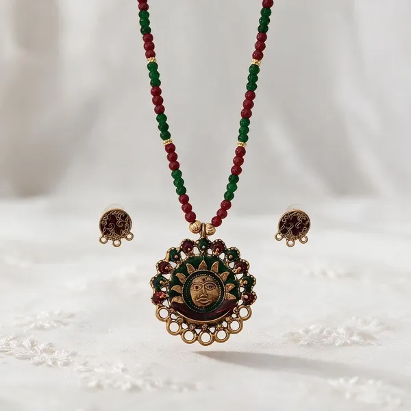 Green_Beaded_Antique_Pendant_Long_Necklace_Set_For_Women