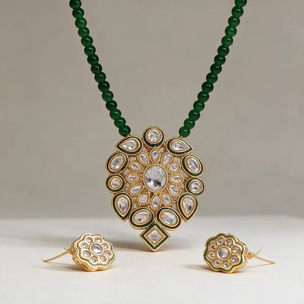Green_Beaded_Gold_Tone_Floral_Pendant_Necklace_Set_For_Women