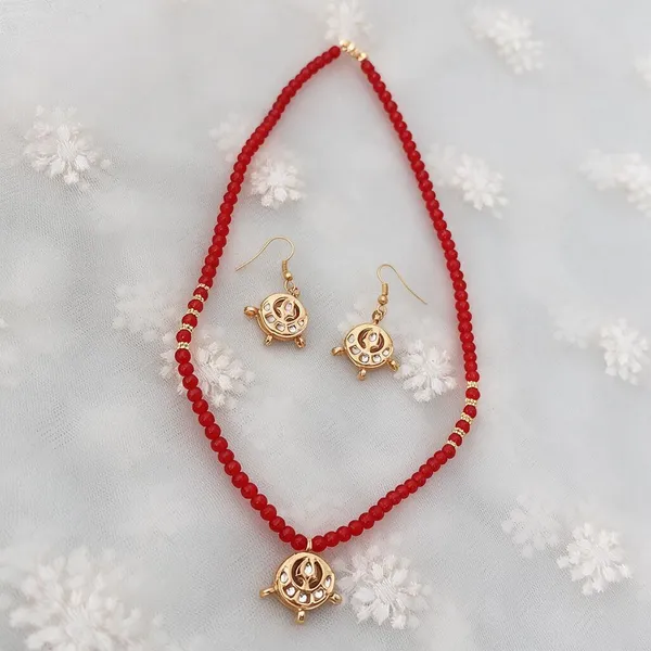 Red_Beaded_Gold_Tone_Cutwork_Pendant_Necklace_And_Earrings_Set_For_Women