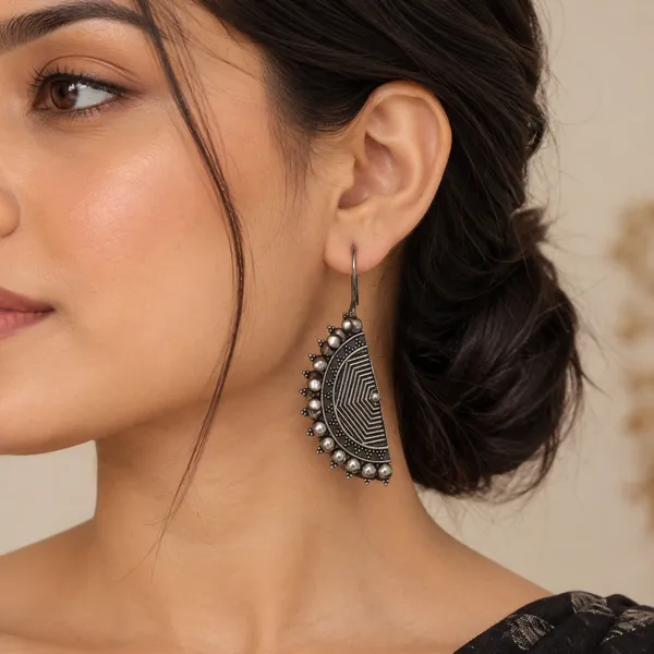 Silver_Alloy_Oxidised_Geometric_Dangler_Earrings_For_Women