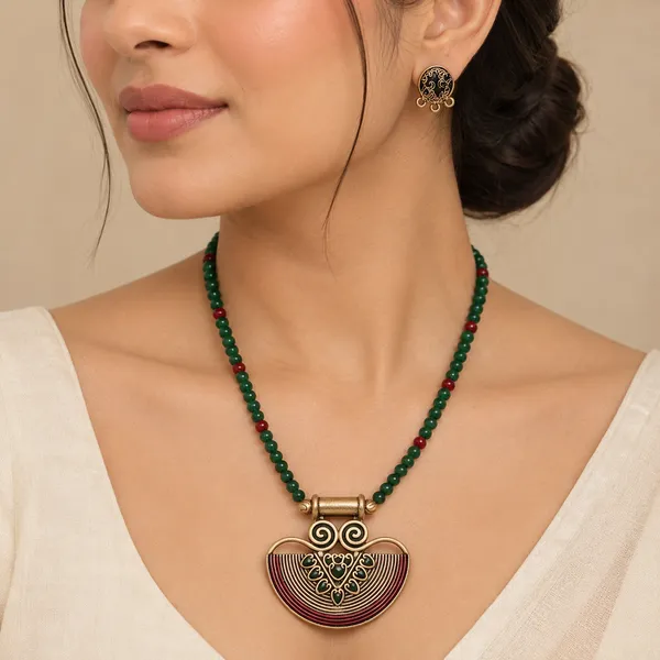 Green_Alloy_Gold_Tone_Ethnic_Beaded_Necklace_Set_For_Women