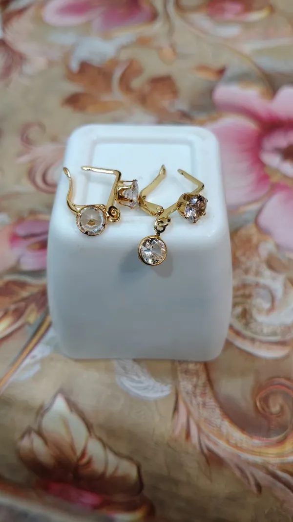 Gold_Tone_Crystal_Earrings_Set_for_Women