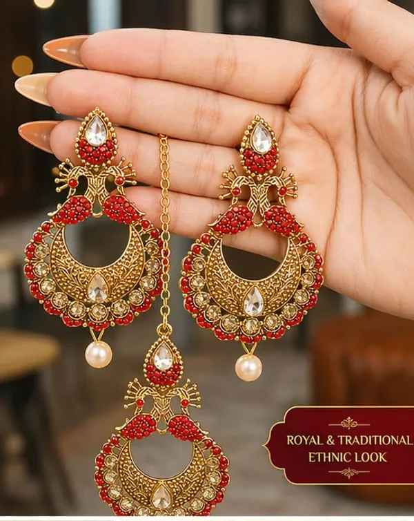 Chandbali_Earrings_With_Maang_Tikka_Set