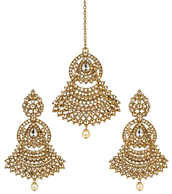 Chandbali_Earrings_With_Maang_Tikka_Set