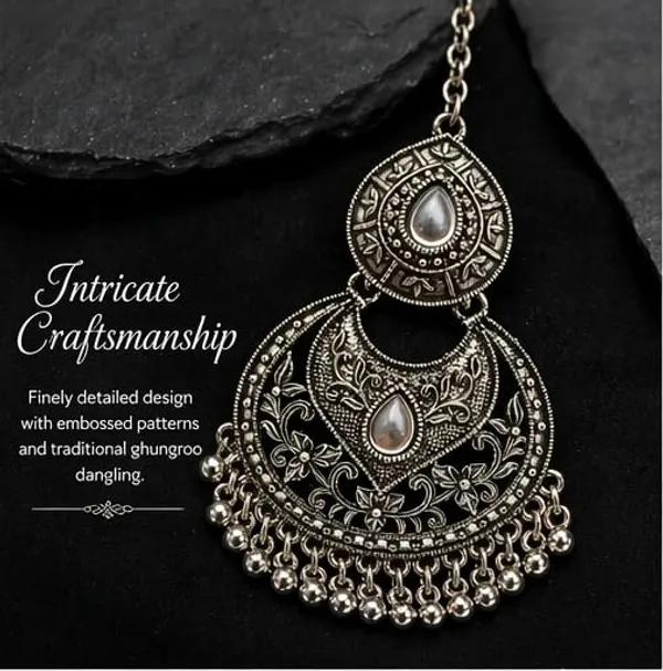 Chandbali_Earrings_With_Maang_Tikka_Set