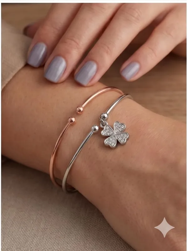 Clover_Charm_Bracelet_Set