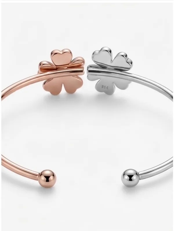 Clover_Charm_Bracelet_Set