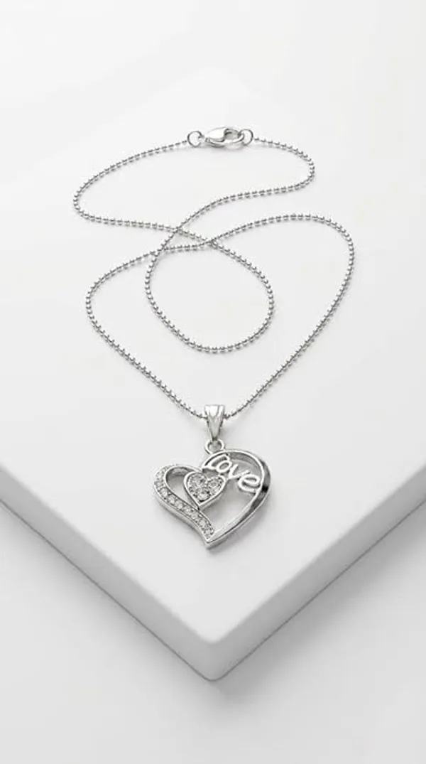 Heart_Pendant_Necklace
