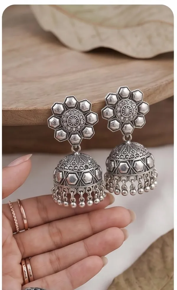 Traditional_Jhumki_Earrings_For_Women