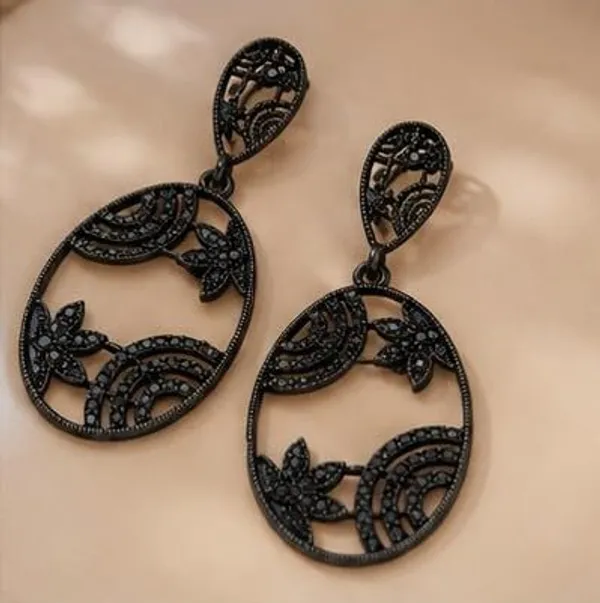 Hollow_Floral_Drop_Earrings_For_Women