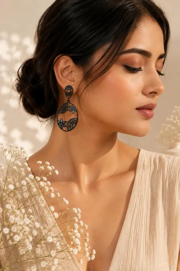 Hollow_Floral_Drop_Earrings_For_Women