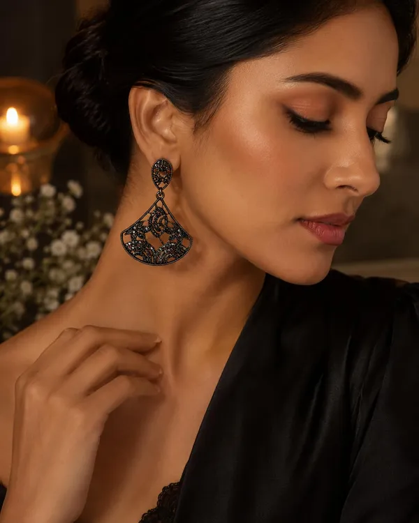 Oxidized_Filigree_Dangle_Earrings