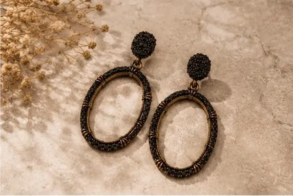 Crystal_Oval_Hoop_Earrings