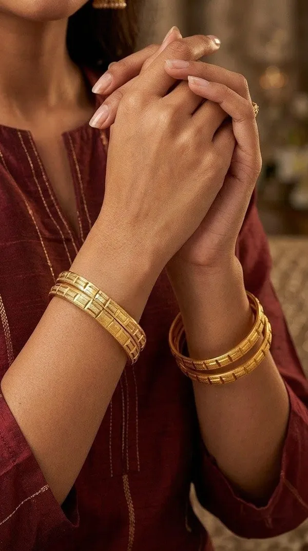 Gold_Plated_Textured_Bangles